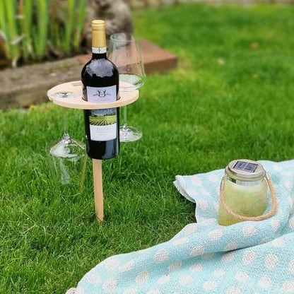 Tragbarer Picknicktisch aus Holz mit Weinhalter & Erdspiess