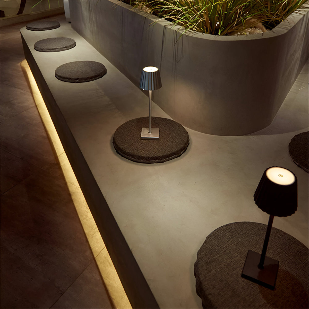 LuminaTouch kabellose LED Tischlampe mit Akku, dimmbar